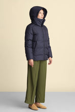 Load image into Gallery viewer, Faculty Inc. EQ Puffer - Tapered [Blue]